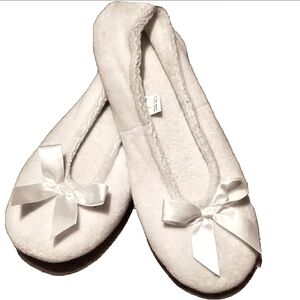 5/6 - ISOTONER | White ballerina Terry slipper